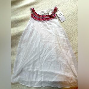 Embroidered neck blouse